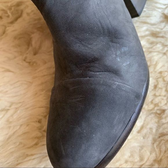 Elegant Black Ankle Boots - Picture 11 of 15